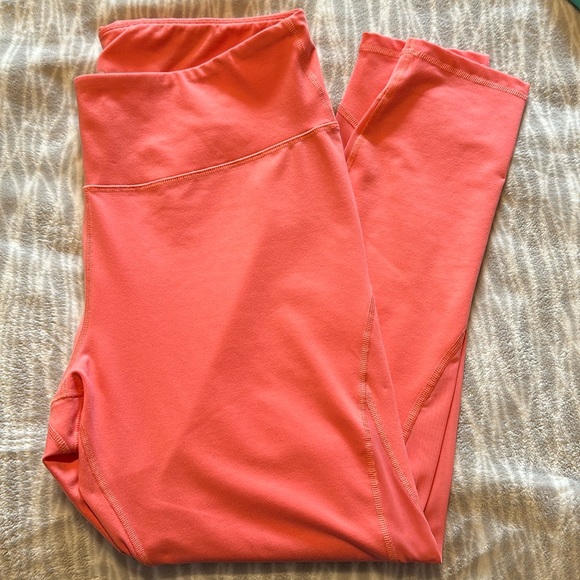 Old Navy Elevate Leggings - Picture 1 of 5